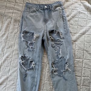 UO BDG Mom High Rise Distressed Jeans 28